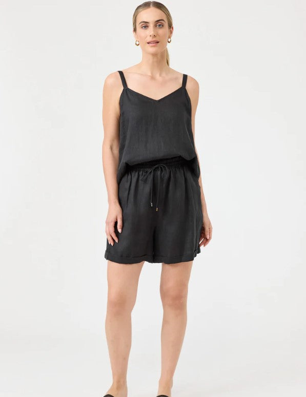EB & IVE STUDIO SHORT EBONY [SZ:SMALL]