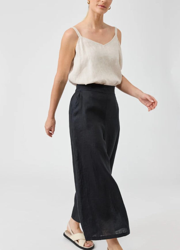 EB & IVE STUDIO CROP PANT [SZ:XSMALL CL:BLACK]