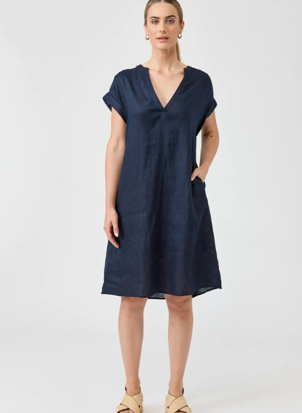 EB & IVE STUDIO DRESS [SZ:LARGE CL:NAVY]
