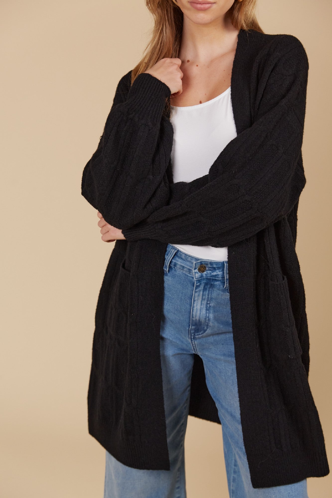 ISLE OF MINE HERA CARDIGAN ONYX ONE SIZE