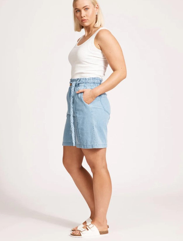 EB & IVE MELENIA DENIM SHORT [SZ:SMALL CL:DENIM]