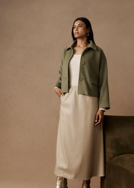 EB & IVE WANDERER CROP JACKET [SZ:SMALL CL:PAMPAS]