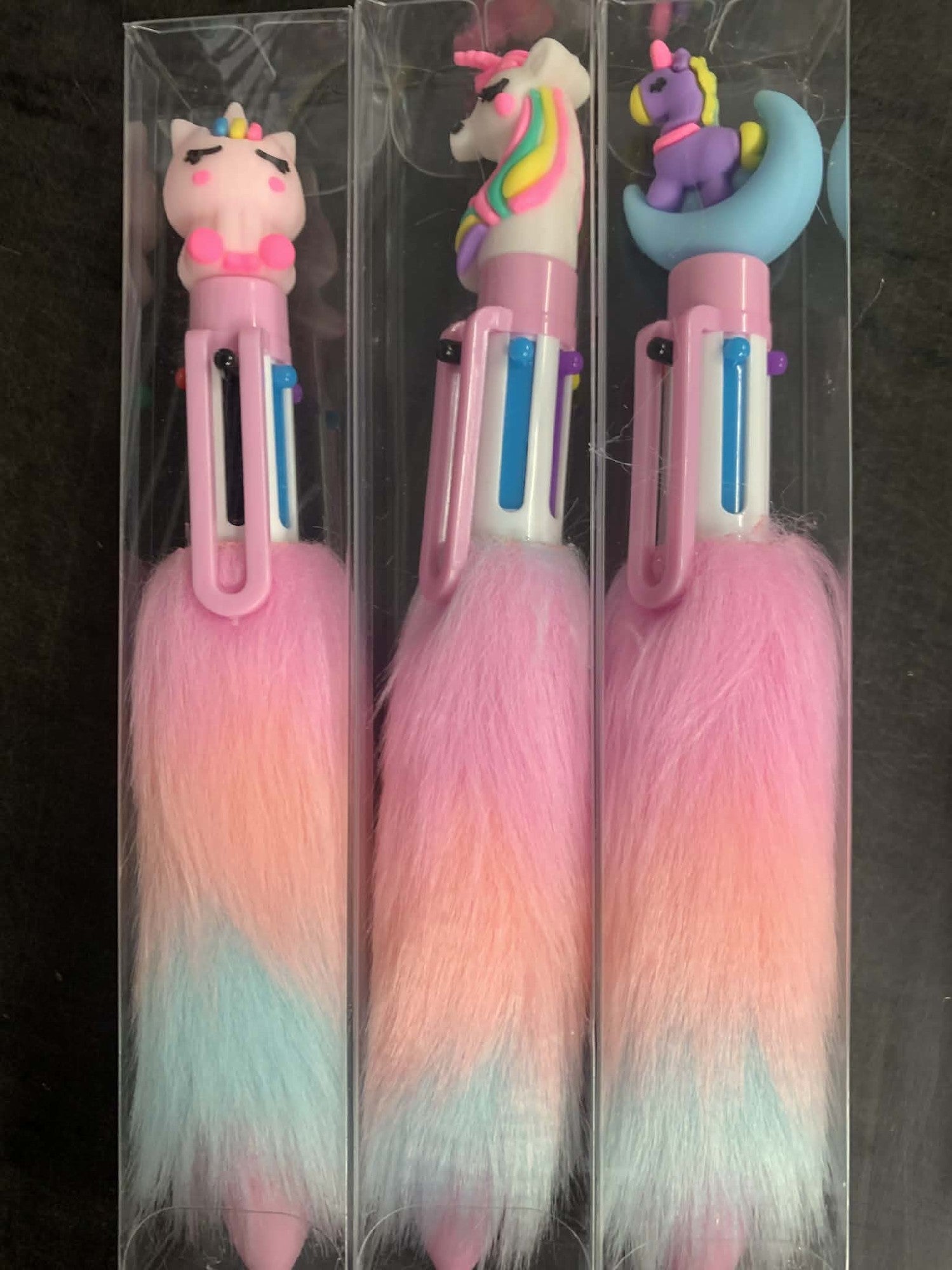FLUFFY PENS 6 COLOUR PUSH PEN
